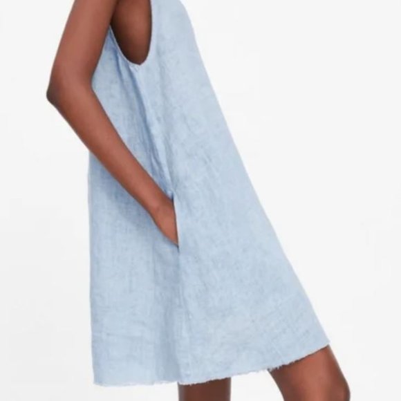 Sigrid Olsen Dresses & Skirts - Sigrid Olsen light blue linen dress